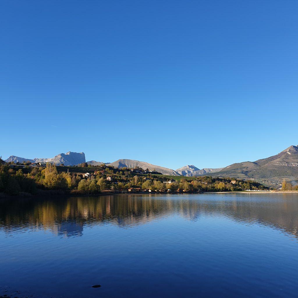 lac de Pelleautier, essences d